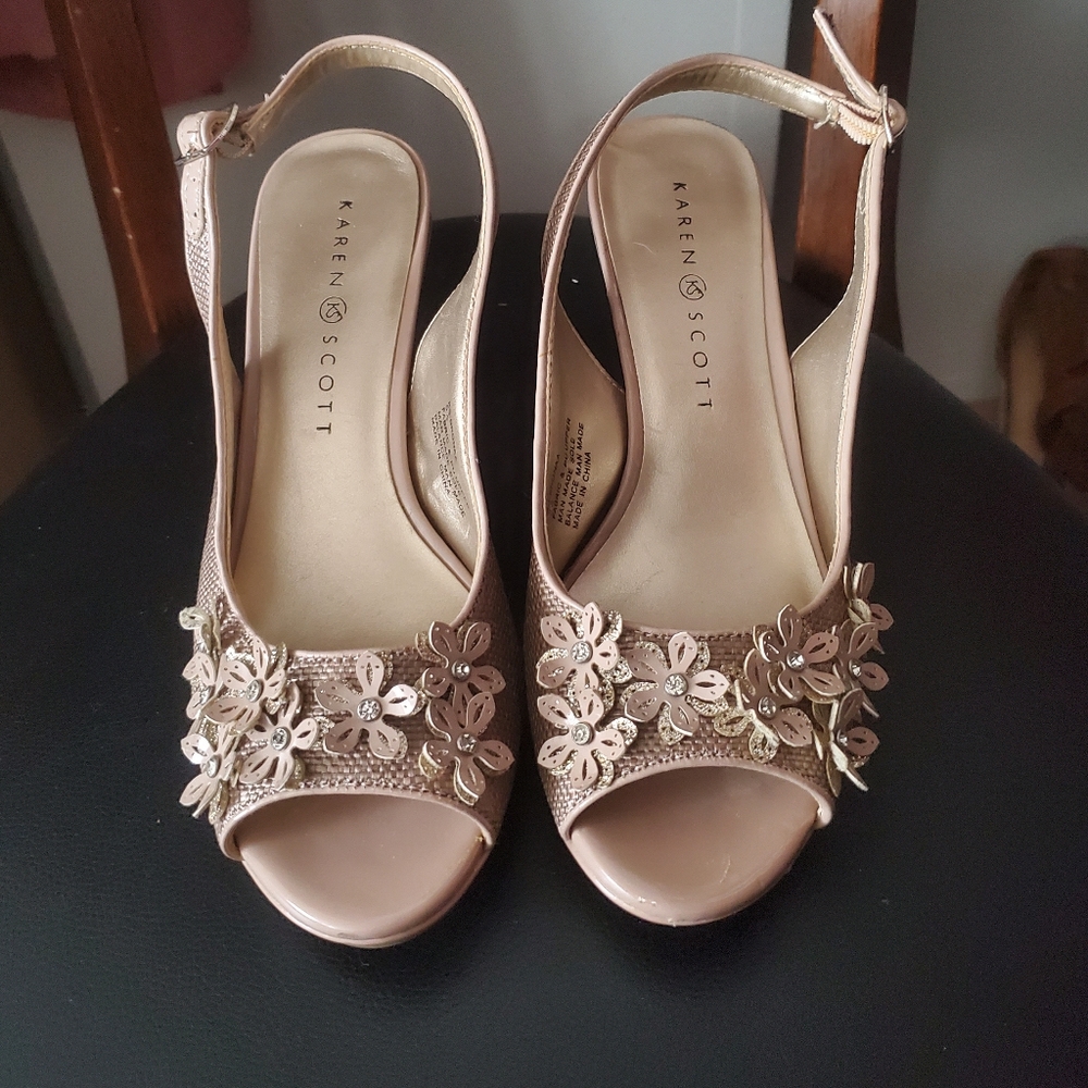 Karen Scott | Size 5.5 | Embellished Bronze Floral Open Toe Slingback Heels